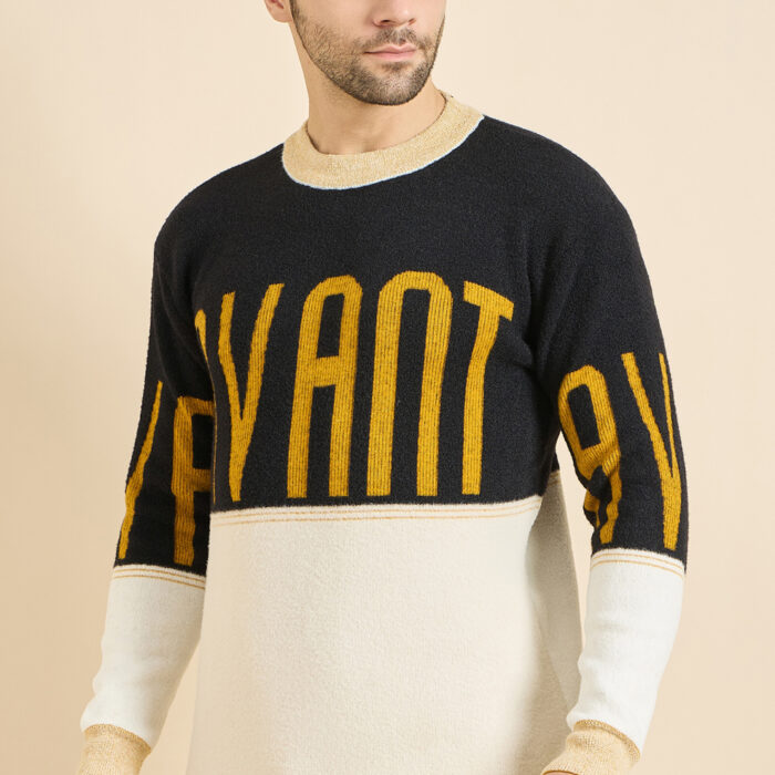 Black Woolen Round Neck Printed Men Sweaters